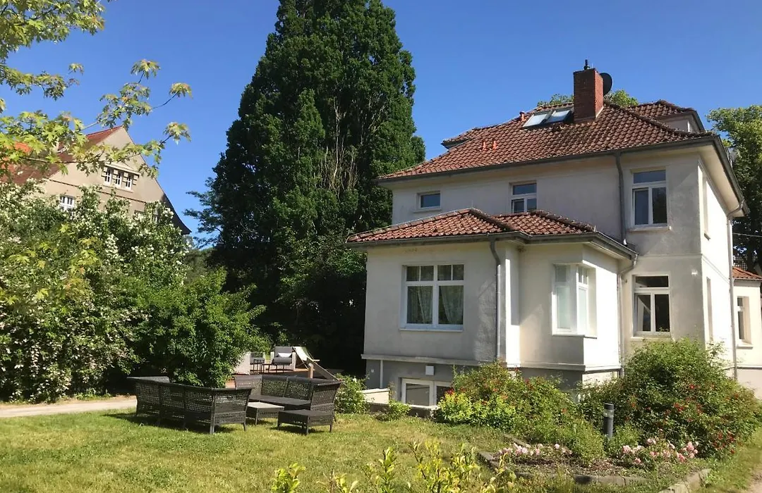 Villa 32 Kroepelin-1