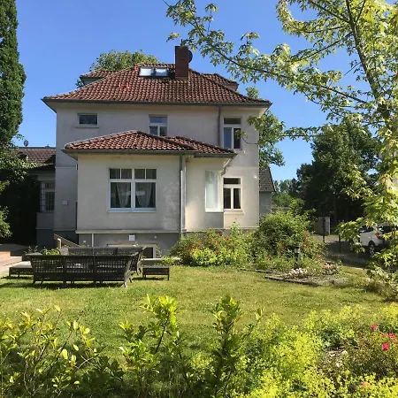 Villa 32 Kroepelin-2